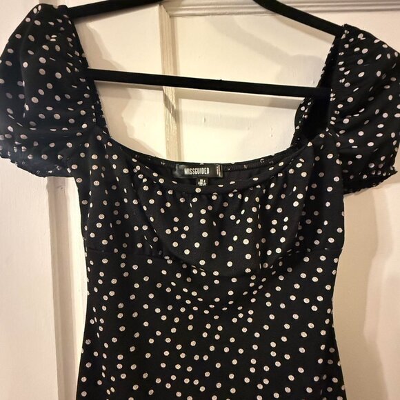 Off shoulder pola dot dress - Picture 2 of 3